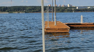 Причал, понтон, яхт-клуб в Ижевске